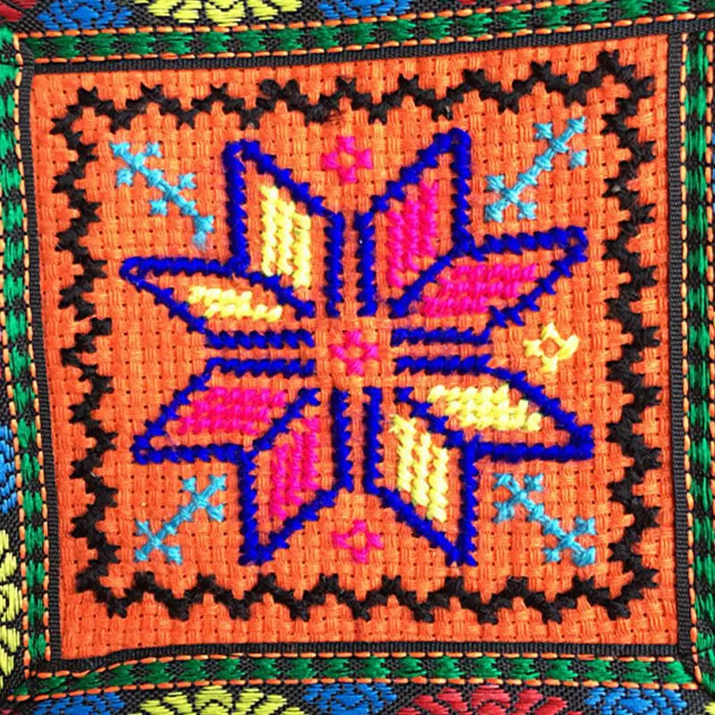 Vintage Ethnic Shoulder Bag Embroidery Boho Hippie Tassel Tote