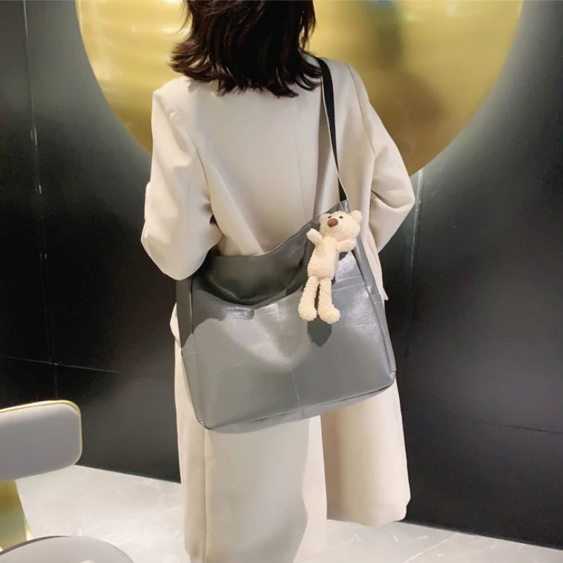 Stylish Shoulder Bag with Large Capacity for Women