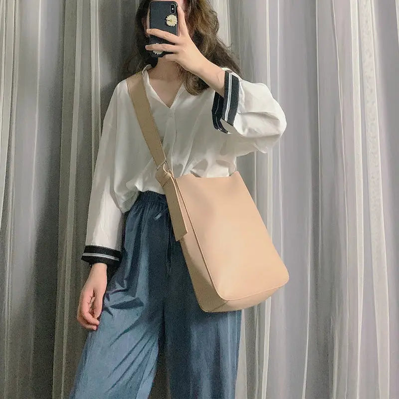 Shoulder Bags Women Solid Large Capacity PU Cross Body Brief Travel