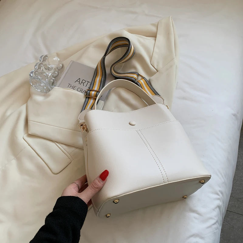 Soft Leather Crossbody Bags for Women Retro Small Tote Messenger Bag