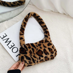 Plush Hobos Shoulder Bags Furry Ladies Clutch Purse Handbag