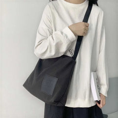 Young Girl Messenger Bag Waterproof Nylon Shoulder Bag For Women
