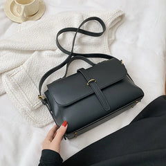 Women's Retro Messenger Bag One-Shoulder Square Bag