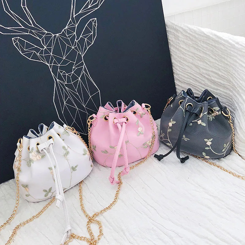 Embroidered Bucket Bag Chain Small Crossbody Bag