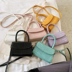 Small Fresh Bag Women Bag Wave Version Wild One-shoulder Sling