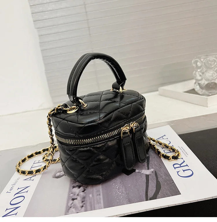 Quilted Chains Flap Handbag Mini Clutch Lipstick Shoulder Purse