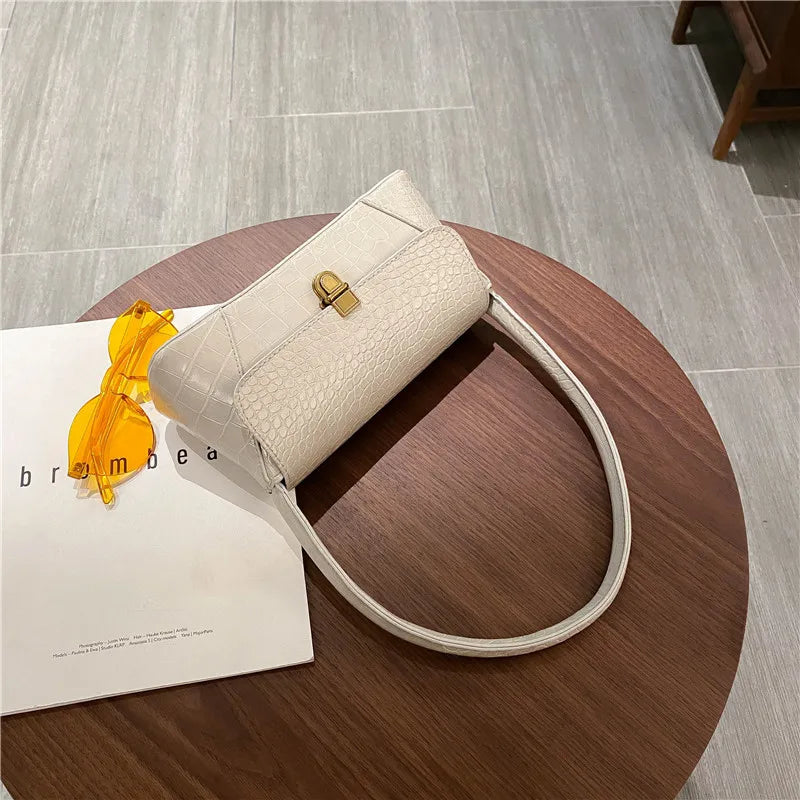 Small Square Bags For Women Messenger Bag Chains Girl's Handbag
