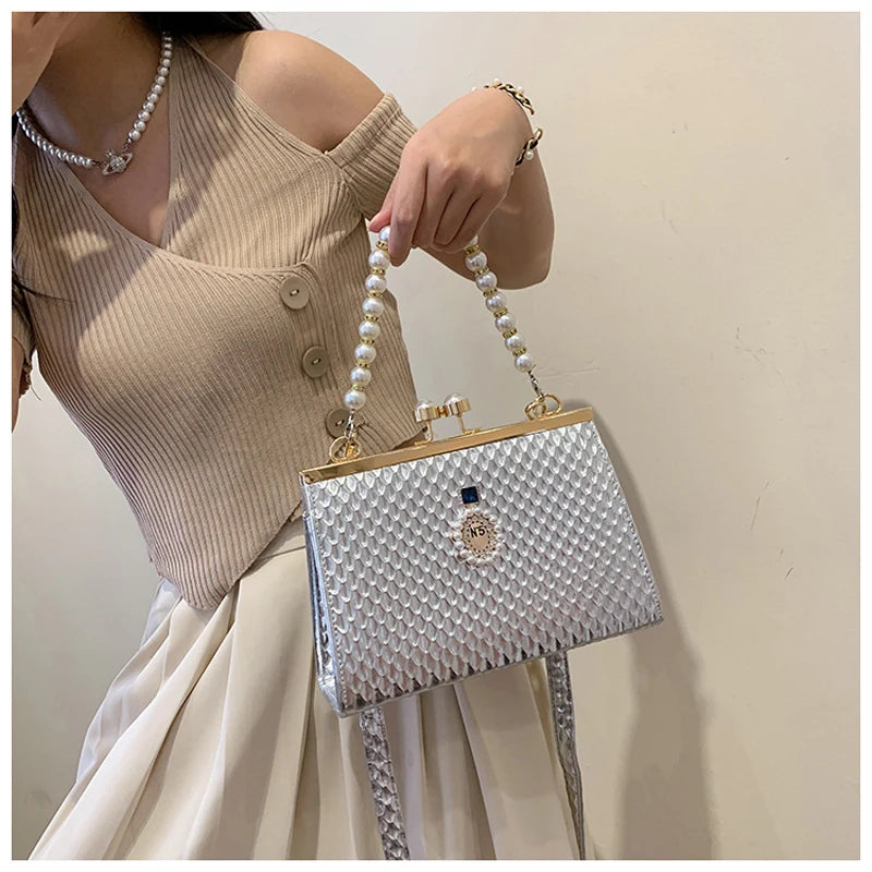 Fashionable Hot Selling Solid Shoulder Handbag for Women