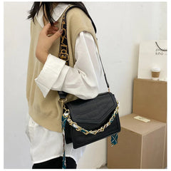 Stone Pattern Shoulder Bag with Chain Handle