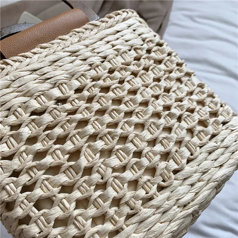 Straw Tote Bag Summer Women Handbag Purse Drawstring Closure