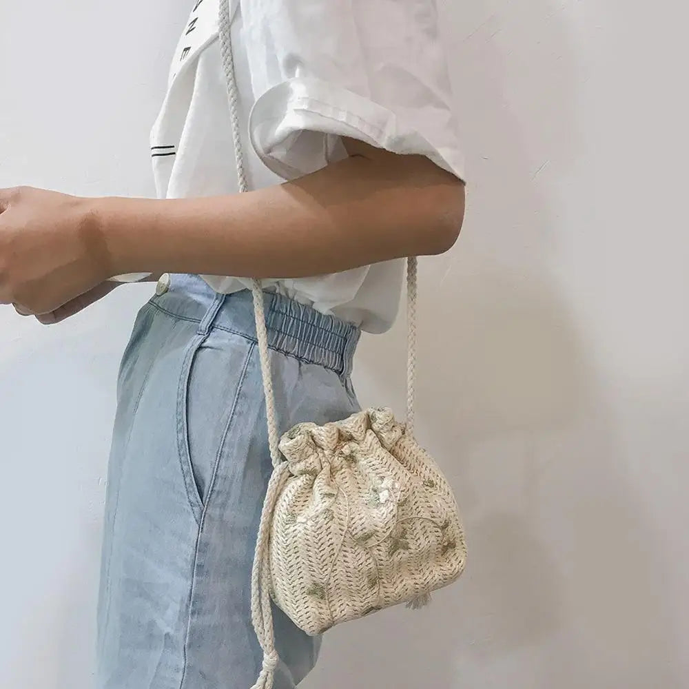 Straw Weave Bucket Bags Rattan Women Summer Beach Shoulder Bags Handbags