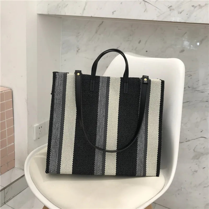 Striped Canvas One-shoulder Messenger Bag Large-capacity Handbag