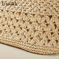 Large Capacity Beach Tote for Seaside Holiday