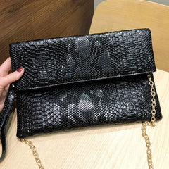 Serpentine Envelope Clutch Crossbody Chain Handbag