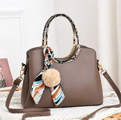 Pompoms Mom Bag Autumn Winter Handbag