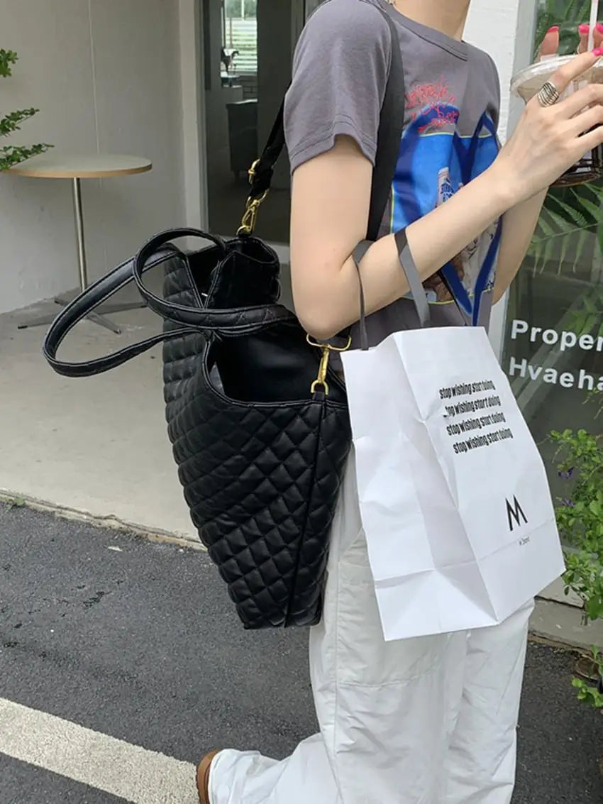 Tote Bag Female Autumn Winter High Capacity Rhombic Large Bag