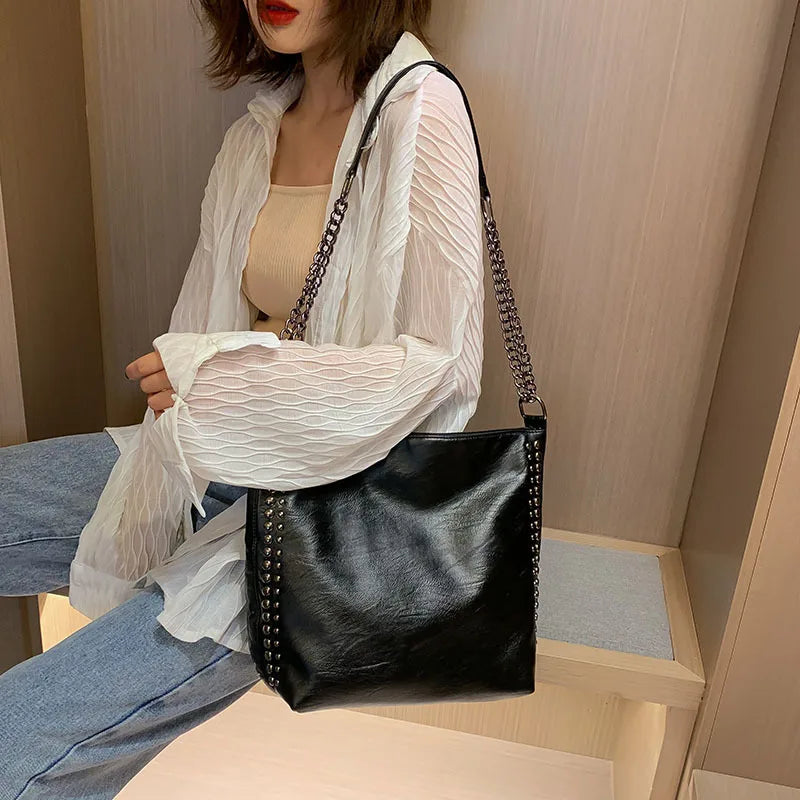 Rivet Chain Shoulder Bag Soft Leather Large Capacity Messenger Bag