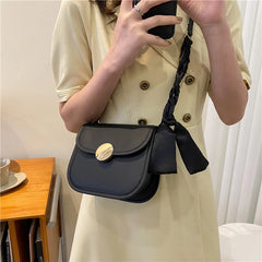 Flap Saddle Bag: Casual Scarf Shoulder Bag Crossbody Lady Handbag