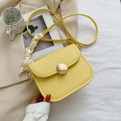 Flap Saddle Bag: Casual Scarf Shoulder Bag Crossbody Lady Handbag
