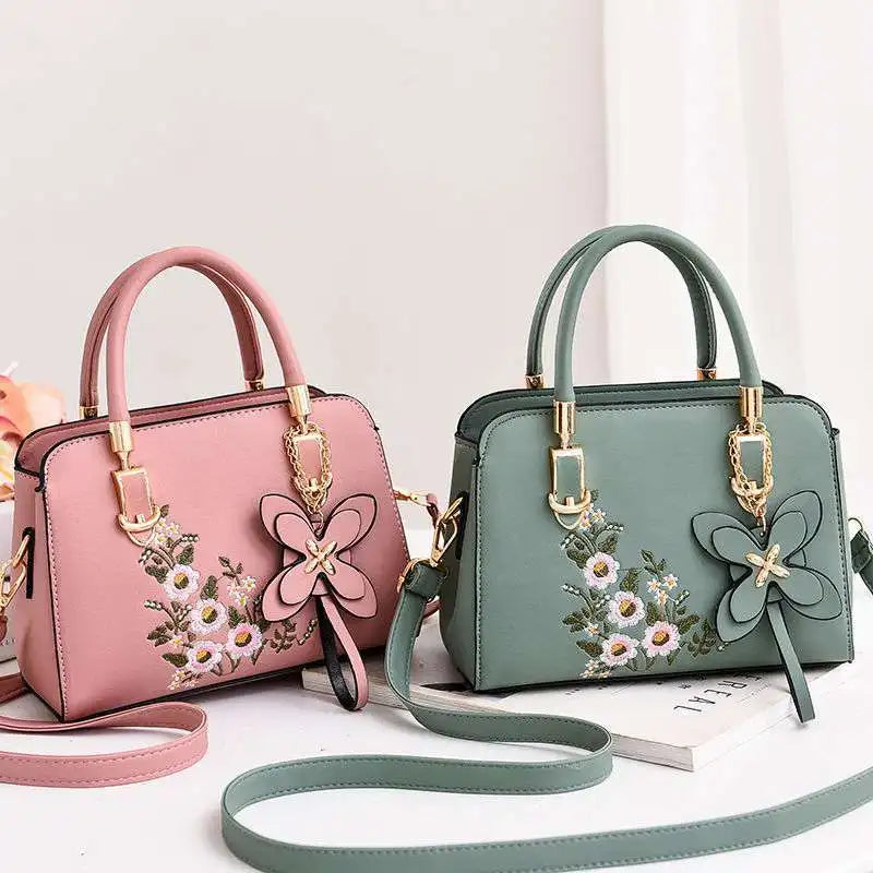 Embroidered Large-capacity Messenger Bag Women