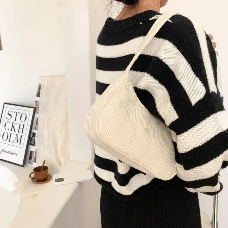 Plush Shoulder Bag for Women - Retro Corduroy Handbag