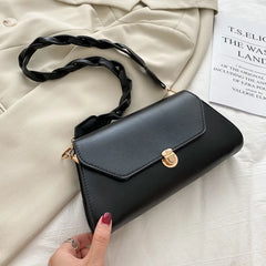Retro T-Shaped Underarm Bag Solid Flap One-Shoulder Small Square Bag