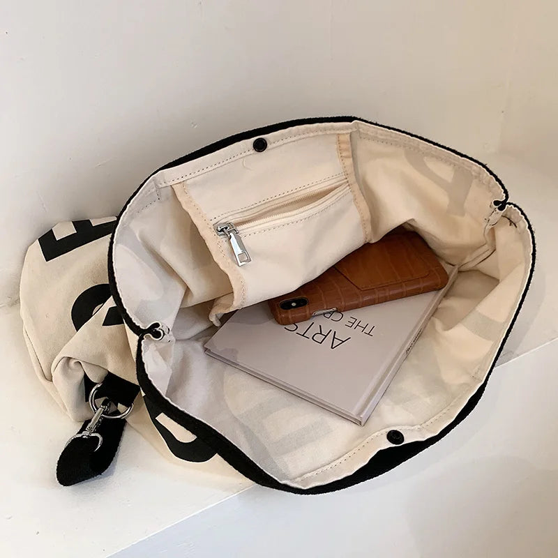 Large Capacity Retro Messenger Bag