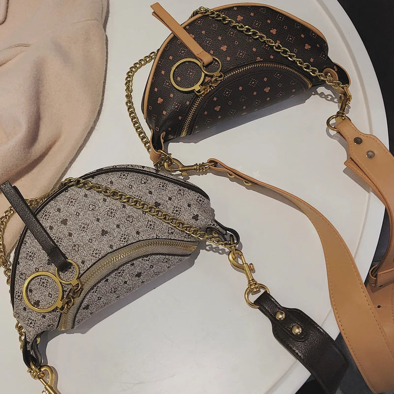 Vintage Leather Waist Bag with Appliques, Casual Chain Small Purses