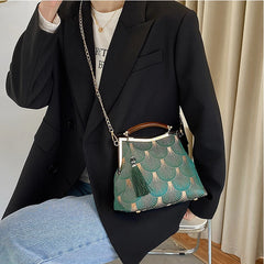 Vintage Shell Crossbody Bag Women's Handbag Fringe Chain Shoulder Bag