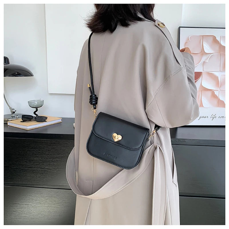 Vintage Flap Shoulder Bags PU Leather Totes Bag Heart Crossbody Handbag Purse