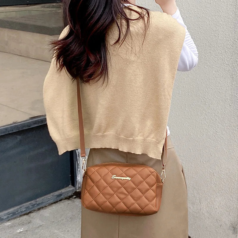 Vintage Lingge Embroidery Crossbody Bag for Women