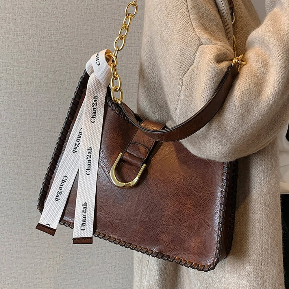 Vintage PU Leather Women Underarm Bags Large Capacity Ladies Commuter Chains Sho