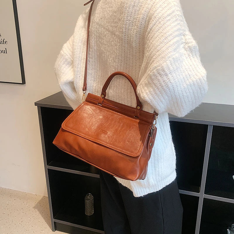 Vintage Style Women's Lady Messenger Bag PU Leather Satchel
