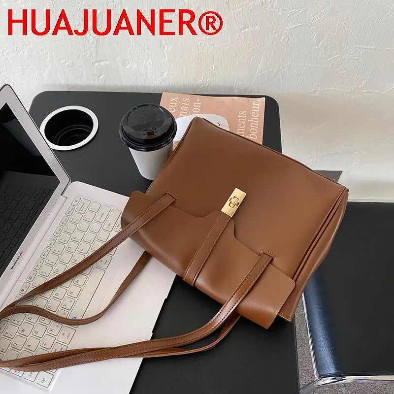 Vintage Leather Shoulder Bag for Women Large Capacity Totes