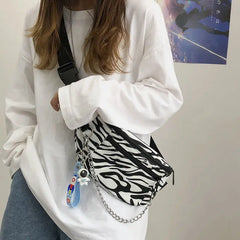 Nylon Crossbody Shoulder Bag Gothic Chest Pack Wild Girl Zipper Pockets