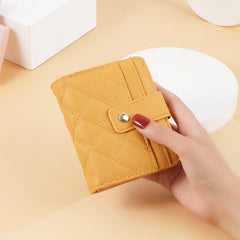 Women's Short Wallet with Zipper and Card Slots