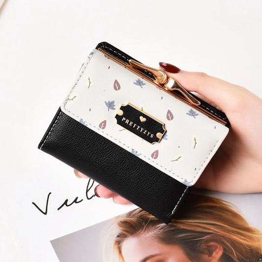 Small Floral Print Women's Wallet, Short Version, Three Fold Buckle
