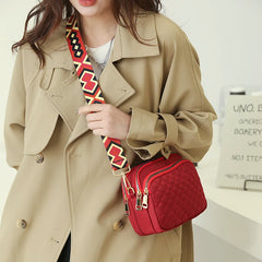 Waterproof Crossbody Shoulder Bag with Colored Strap