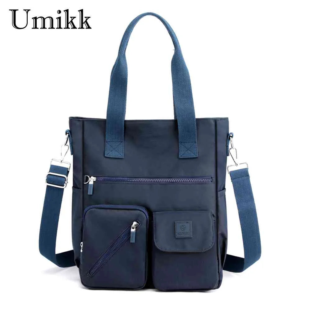 Waterproof Messenger Bags Casual Nylon Commute Bags Large Capacity