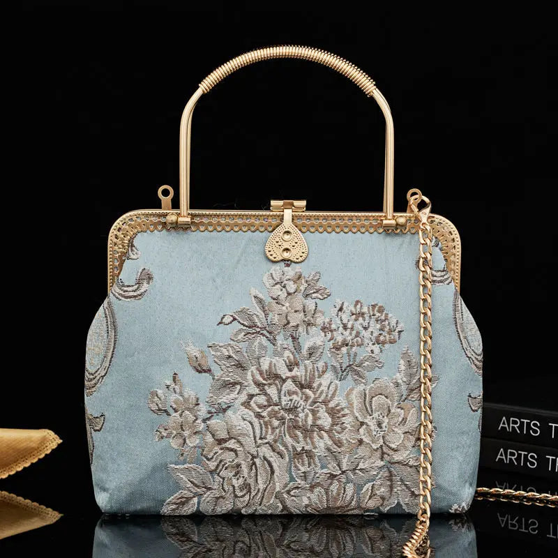 Metal Hand Bag Women's Shoulder Bag Crossbody Bag Chain Shell Lock Bags