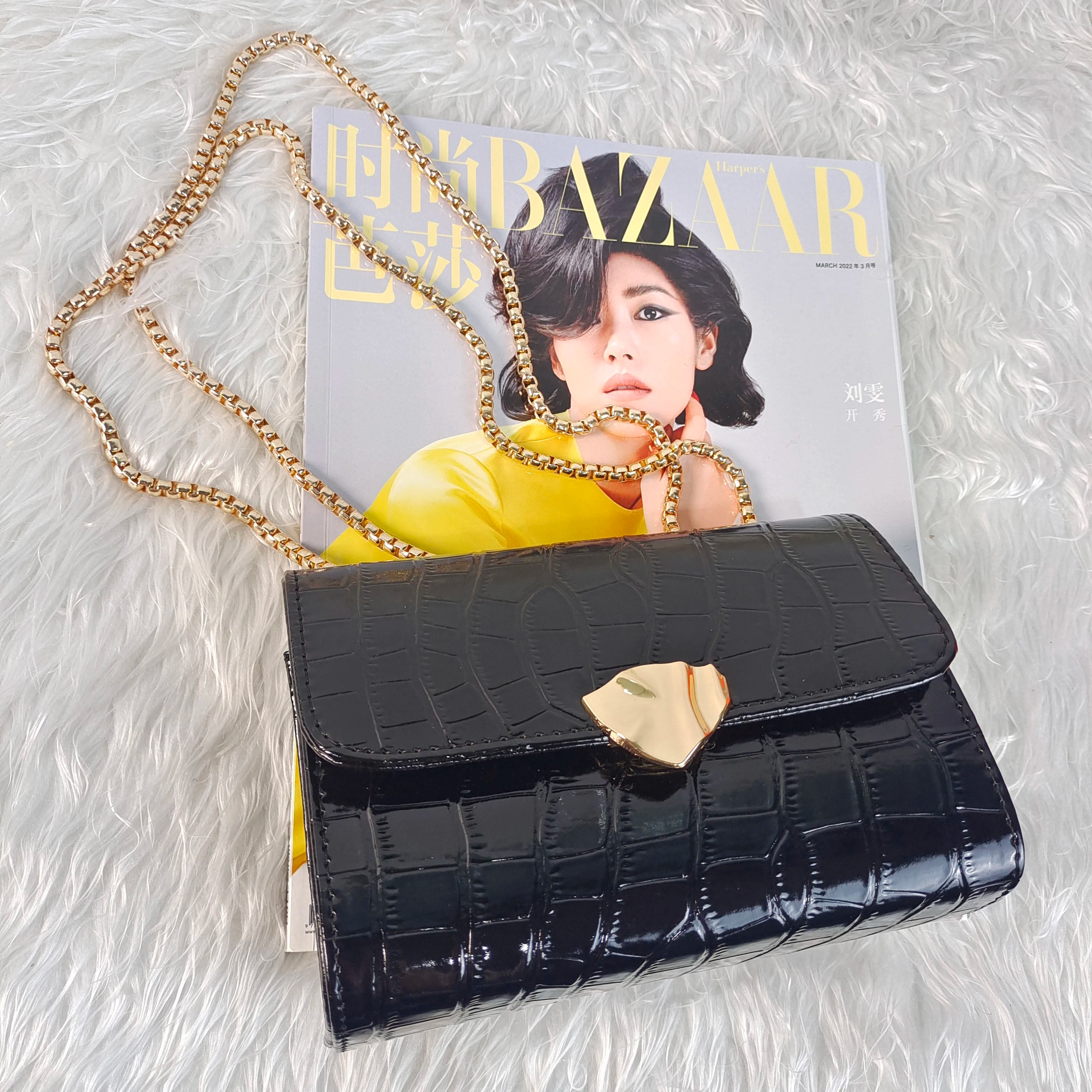 Chain Shoulder Crossbody Bag Purse for Women