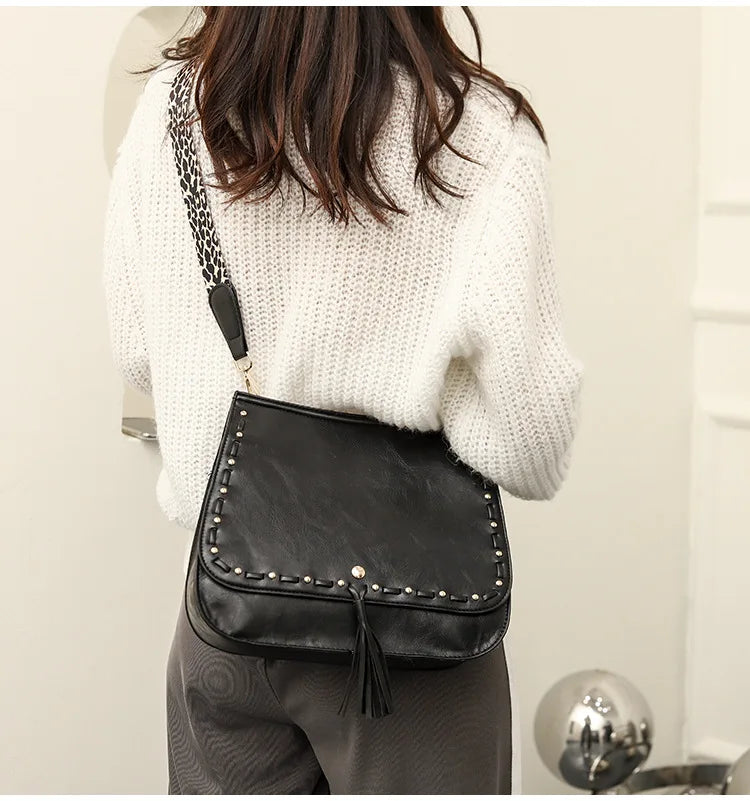 Semicircle Saddle Bag PU Leather Shoulder Bag Women Crossbody Han