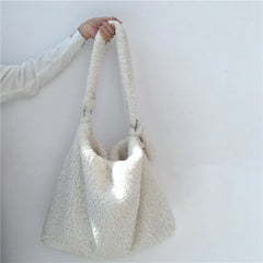 Winter Lamb Faux Fur Shoulder Bag Large Capacity Fluffy Plush Messenger Bag