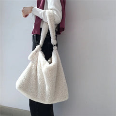 Winter Lamb Faux Fur Shoulder Bag Large Capacity Fluffy Plush Messenger Bag