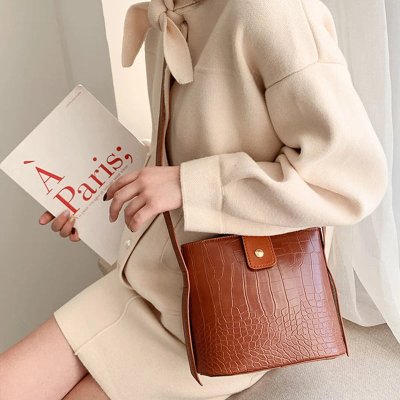 Crocodile Pattern Bucket Bag Vintage Crossbody PU Leather Winter Handbag