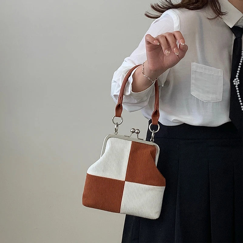 Women Bag PU Saddle Chains Hasp SOFT Shoulder Bags