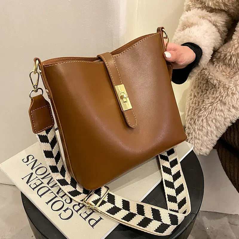 Women Bucket Bag Fur Ball Crossbody Shoulder Strap Handbag