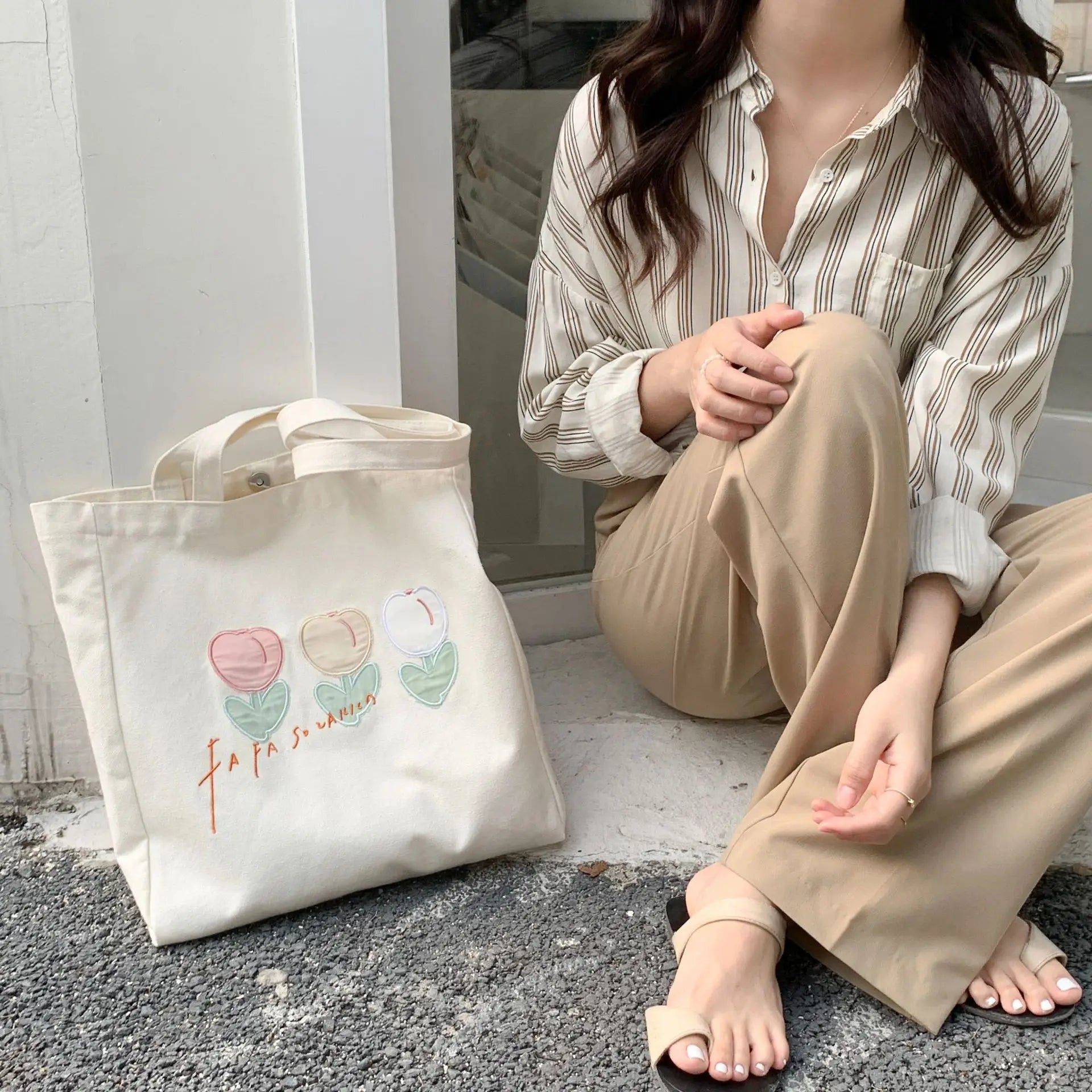 Women Canvas Shoulder Bag Tulip Embroidery Casual Handbag Tote Bag