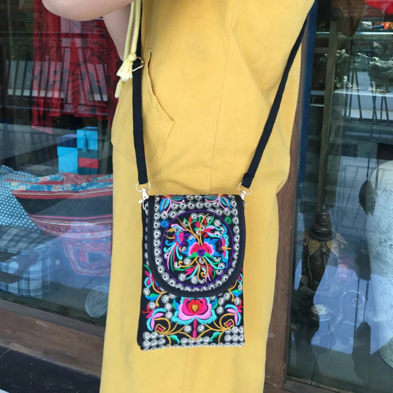 Vintage Floral Embroidered Crossbody Bag Women Handbag