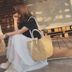 Straw Shoulder Bag with Bow Large Capacity Rattan Top-handle Bag